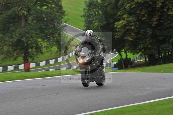Motorcycle action photographs;cadwell;cadwell park photographs;event digital images;eventdigitalimages;motor racing louth lincolnshire;no limits trackday;peter wileman photography;trackday;trackday digital images;trackday photos