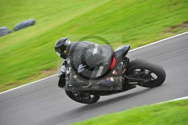 Motorcycle action photographs;cadwell;cadwell park photographs;event digital images;eventdigitalimages;motor racing louth lincolnshire;no limits trackday;peter wileman photography;trackday;trackday digital images;trackday photos