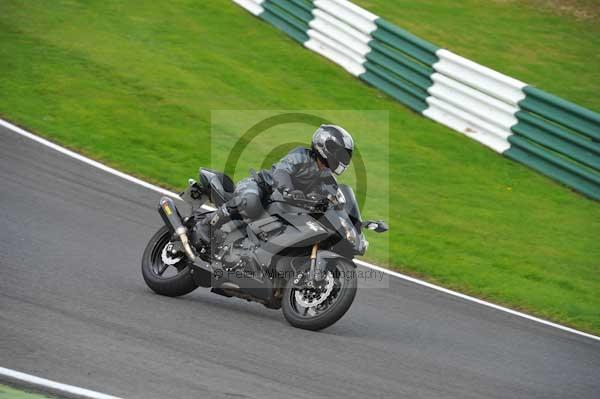 Motorcycle action photographs;cadwell;cadwell park photographs;event digital images;eventdigitalimages;motor racing louth lincolnshire;no limits trackday;peter wileman photography;trackday;trackday digital images;trackday photos