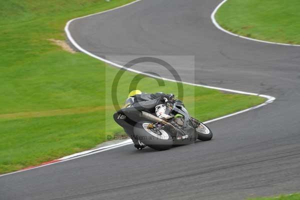 Motorcycle action photographs;cadwell;cadwell park photographs;event digital images;eventdigitalimages;motor racing louth lincolnshire;no limits trackday;peter wileman photography;trackday;trackday digital images;trackday photos