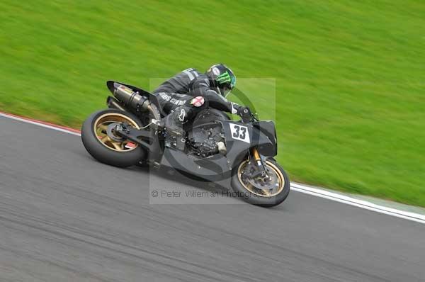 Motorcycle action photographs;cadwell;cadwell park photographs;event digital images;eventdigitalimages;motor racing louth lincolnshire;no limits trackday;peter wileman photography;trackday;trackday digital images;trackday photos