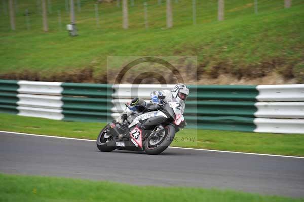 Motorcycle action photographs;cadwell;cadwell park photographs;event digital images;eventdigitalimages;motor racing louth lincolnshire;no limits trackday;peter wileman photography;trackday;trackday digital images;trackday photos