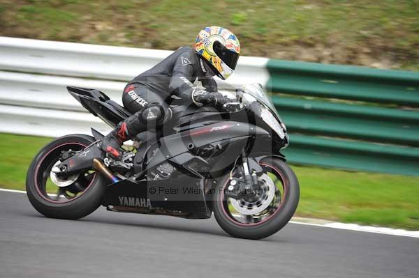 Motorcycle action photographs;cadwell;cadwell park photographs;event digital images;eventdigitalimages;motor racing louth lincolnshire;no limits trackday;peter wileman photography;trackday;trackday digital images;trackday photos