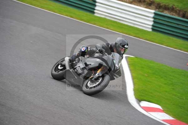 Motorcycle action photographs;cadwell;cadwell park photographs;event digital images;eventdigitalimages;motor racing louth lincolnshire;no limits trackday;peter wileman photography;trackday;trackday digital images;trackday photos