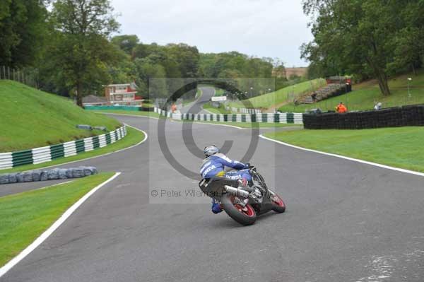 Motorcycle action photographs;cadwell;cadwell park photographs;event digital images;eventdigitalimages;motor racing louth lincolnshire;no limits trackday;peter wileman photography;trackday;trackday digital images;trackday photos