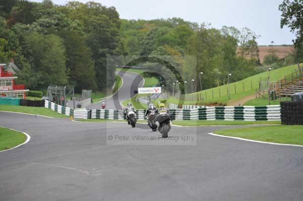 Motorcycle action photographs;cadwell;cadwell park photographs;event digital images;eventdigitalimages;motor racing louth lincolnshire;no limits trackday;peter wileman photography;trackday;trackday digital images;trackday photos