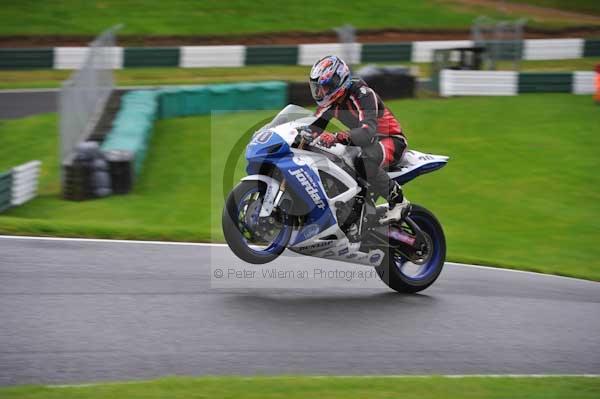 Motorcycle action photographs;cadwell;cadwell park photographs;event digital images;eventdigitalimages;motor racing louth lincolnshire;no limits trackday;peter wileman photography;trackday;trackday digital images;trackday photos
