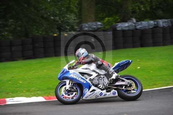 Motorcycle action photographs;cadwell;cadwell park photographs;event digital images;eventdigitalimages;motor racing louth lincolnshire;no limits trackday;peter wileman photography;trackday;trackday digital images;trackday photos
