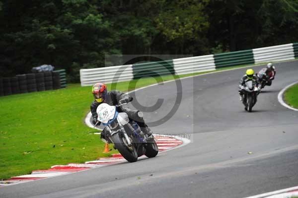 Motorcycle action photographs;cadwell;cadwell park photographs;event digital images;eventdigitalimages;motor racing louth lincolnshire;no limits trackday;peter wileman photography;trackday;trackday digital images;trackday photos
