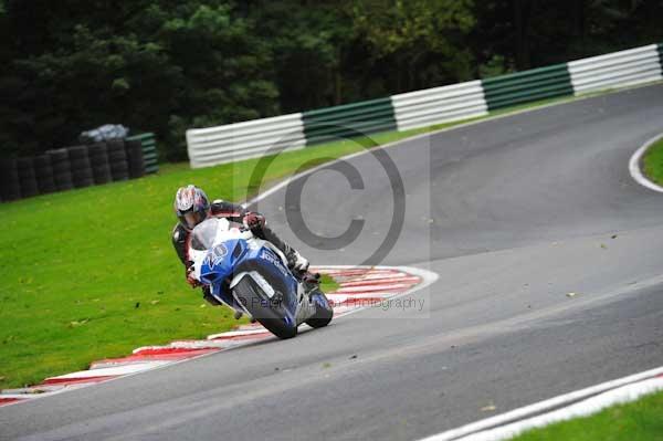 Motorcycle action photographs;cadwell;cadwell park photographs;event digital images;eventdigitalimages;motor racing louth lincolnshire;no limits trackday;peter wileman photography;trackday;trackday digital images;trackday photos