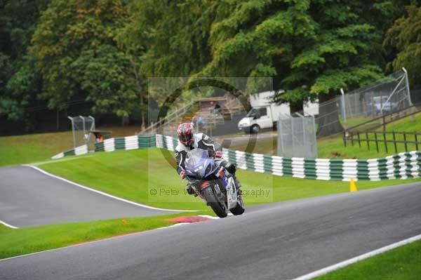 Motorcycle action photographs;cadwell;cadwell park photographs;event digital images;eventdigitalimages;motor racing louth lincolnshire;no limits trackday;peter wileman photography;trackday;trackday digital images;trackday photos