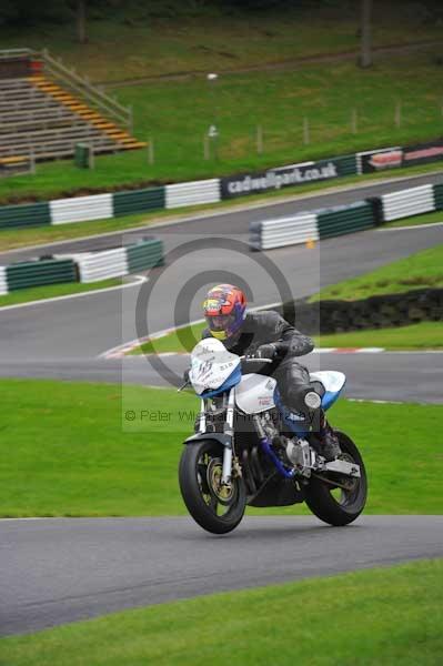Motorcycle action photographs;cadwell;cadwell park photographs;event digital images;eventdigitalimages;motor racing louth lincolnshire;no limits trackday;peter wileman photography;trackday;trackday digital images;trackday photos