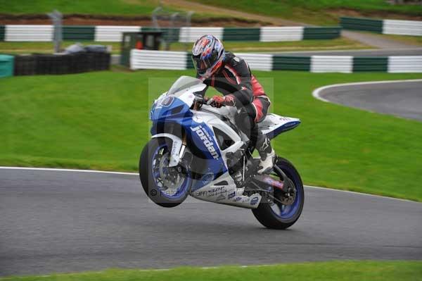 Motorcycle action photographs;cadwell;cadwell park photographs;event digital images;eventdigitalimages;motor racing louth lincolnshire;no limits trackday;peter wileman photography;trackday;trackday digital images;trackday photos