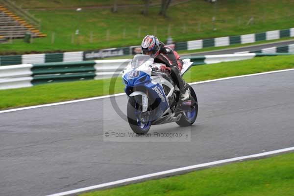 Motorcycle action photographs;cadwell;cadwell park photographs;event digital images;eventdigitalimages;motor racing louth lincolnshire;no limits trackday;peter wileman photography;trackday;trackday digital images;trackday photos