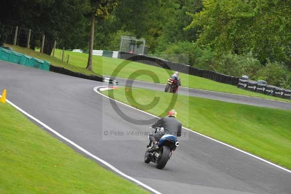 Motorcycle action photographs;cadwell;cadwell park photographs;event digital images;eventdigitalimages;motor racing louth lincolnshire;no limits trackday;peter wileman photography;trackday;trackday digital images;trackday photos