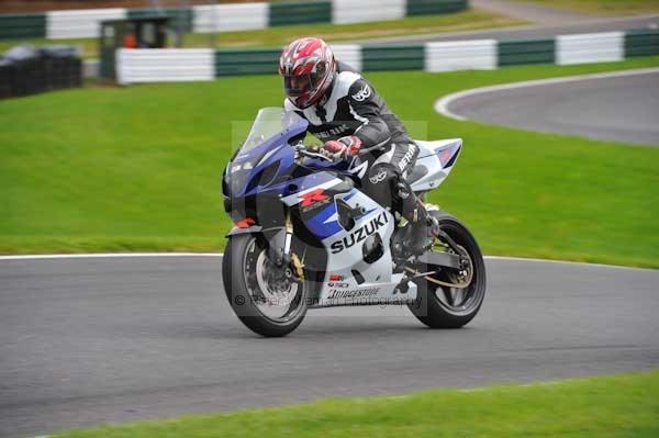 Motorcycle action photographs;cadwell;cadwell park photographs;event digital images;eventdigitalimages;motor racing louth lincolnshire;no limits trackday;peter wileman photography;trackday;trackday digital images;trackday photos