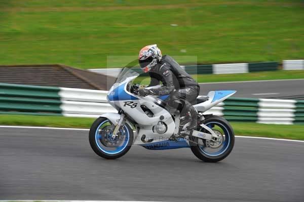 Motorcycle action photographs;cadwell;cadwell park photographs;event digital images;eventdigitalimages;motor racing louth lincolnshire;no limits trackday;peter wileman photography;trackday;trackday digital images;trackday photos