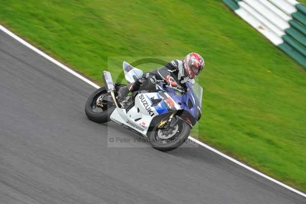 Motorcycle action photographs;cadwell;cadwell park photographs;event digital images;eventdigitalimages;motor racing louth lincolnshire;no limits trackday;peter wileman photography;trackday;trackday digital images;trackday photos