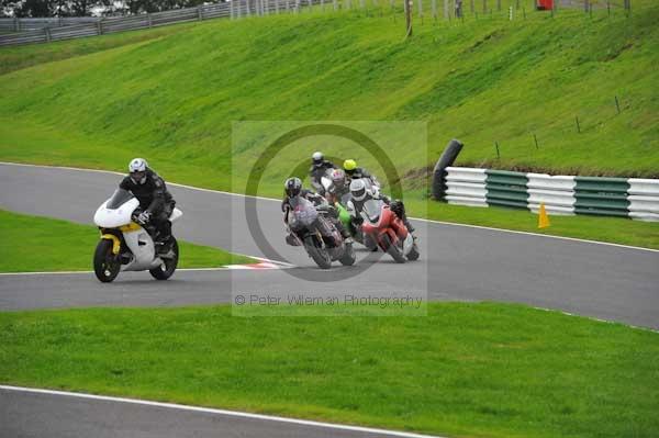 Motorcycle action photographs;cadwell;cadwell park photographs;event digital images;eventdigitalimages;motor racing louth lincolnshire;no limits trackday;peter wileman photography;trackday;trackday digital images;trackday photos