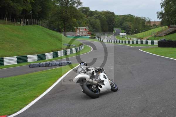 Motorcycle action photographs;cadwell;cadwell park photographs;event digital images;eventdigitalimages;motor racing louth lincolnshire;no limits trackday;peter wileman photography;trackday;trackday digital images;trackday photos