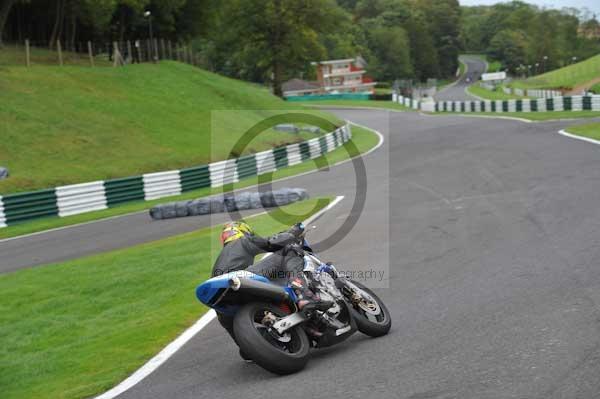Motorcycle action photographs;cadwell;cadwell park photographs;event digital images;eventdigitalimages;motor racing louth lincolnshire;no limits trackday;peter wileman photography;trackday;trackday digital images;trackday photos
