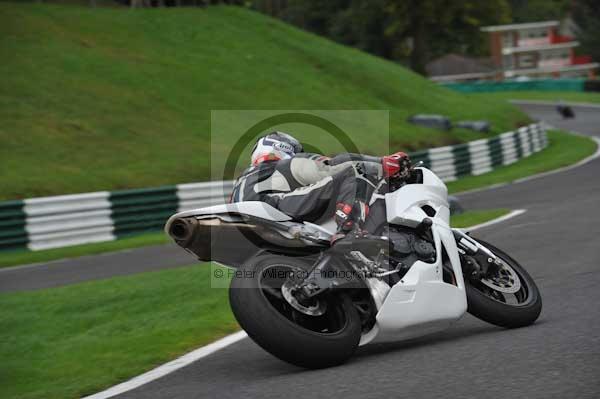 Motorcycle action photographs;cadwell;cadwell park photographs;event digital images;eventdigitalimages;motor racing louth lincolnshire;no limits trackday;peter wileman photography;trackday;trackday digital images;trackday photos