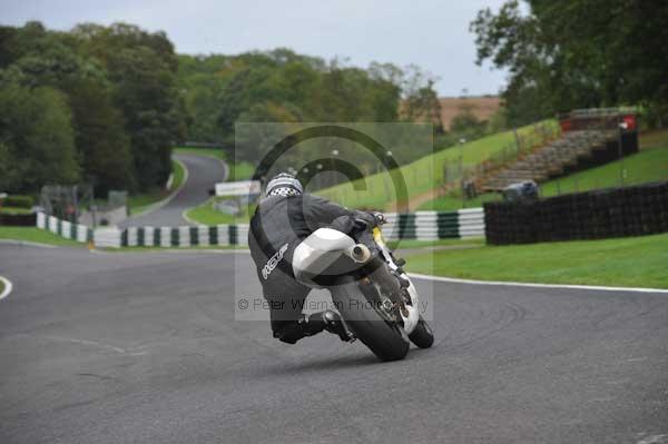 Motorcycle action photographs;cadwell;cadwell park photographs;event digital images;eventdigitalimages;motor racing louth lincolnshire;no limits trackday;peter wileman photography;trackday;trackday digital images;trackday photos