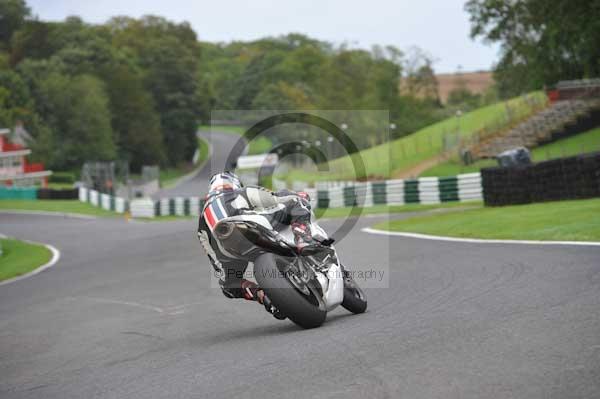 Motorcycle action photographs;cadwell;cadwell park photographs;event digital images;eventdigitalimages;motor racing louth lincolnshire;no limits trackday;peter wileman photography;trackday;trackday digital images;trackday photos