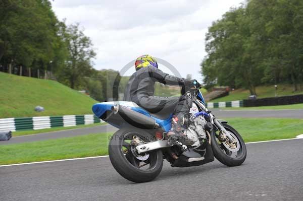 Motorcycle action photographs;cadwell;cadwell park photographs;event digital images;eventdigitalimages;motor racing louth lincolnshire;no limits trackday;peter wileman photography;trackday;trackday digital images;trackday photos