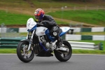 Motorcycle-action-photographs;cadwell;cadwell-park-photographs;event-digital-images;eventdigitalimages;motor-racing-louth-lincolnshire;no-limits-trackday;peter-wileman-photography;trackday;trackday-digital-images;trackday-photos