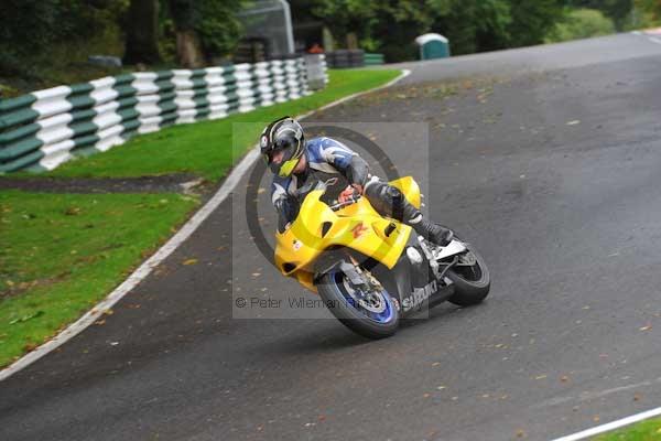 Motorcycle action photographs;cadwell;cadwell park photographs;event digital images;eventdigitalimages;motor racing louth lincolnshire;no limits trackday;peter wileman photography;trackday;trackday digital images;trackday photos