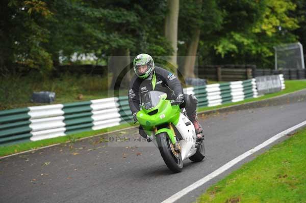 Motorcycle action photographs;cadwell;cadwell park photographs;event digital images;eventdigitalimages;motor racing louth lincolnshire;no limits trackday;peter wileman photography;trackday;trackday digital images;trackday photos