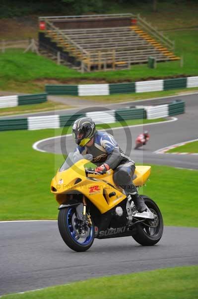 Motorcycle action photographs;cadwell;cadwell park photographs;event digital images;eventdigitalimages;motor racing louth lincolnshire;no limits trackday;peter wileman photography;trackday;trackday digital images;trackday photos