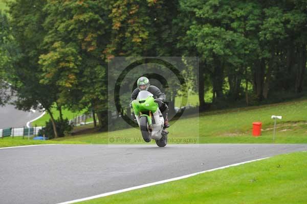 Motorcycle action photographs;cadwell;cadwell park photographs;event digital images;eventdigitalimages;motor racing louth lincolnshire;no limits trackday;peter wileman photography;trackday;trackday digital images;trackday photos