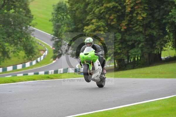 Motorcycle action photographs;cadwell;cadwell park photographs;event digital images;eventdigitalimages;motor racing louth lincolnshire;no limits trackday;peter wileman photography;trackday;trackday digital images;trackday photos