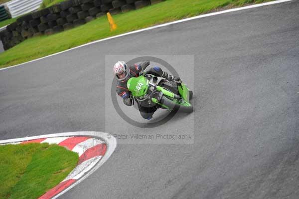 Motorcycle action photographs;cadwell;cadwell park photographs;event digital images;eventdigitalimages;motor racing louth lincolnshire;no limits trackday;peter wileman photography;trackday;trackday digital images;trackday photos