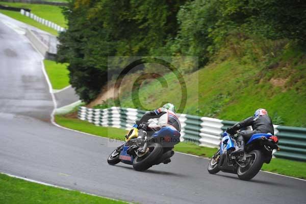 Motorcycle action photographs;cadwell;cadwell park photographs;event digital images;eventdigitalimages;motor racing louth lincolnshire;no limits trackday;peter wileman photography;trackday;trackday digital images;trackday photos