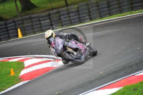 Motorcycle action photographs;cadwell;cadwell park photographs;event digital images;eventdigitalimages;motor racing louth lincolnshire;no limits trackday;peter wileman photography;trackday;trackday digital images;trackday photos