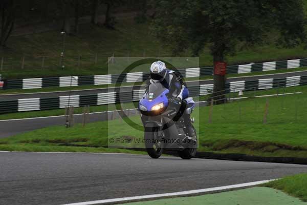 Motorcycle action photographs;cadwell;cadwell park photographs;event digital images;eventdigitalimages;motor racing louth lincolnshire;no limits trackday;peter wileman photography;trackday;trackday digital images;trackday photos