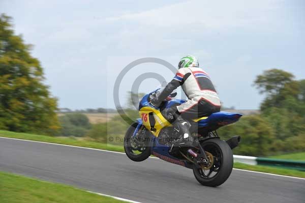 Motorcycle action photographs;cadwell;cadwell park photographs;event digital images;eventdigitalimages;motor racing louth lincolnshire;no limits trackday;peter wileman photography;trackday;trackday digital images;trackday photos
