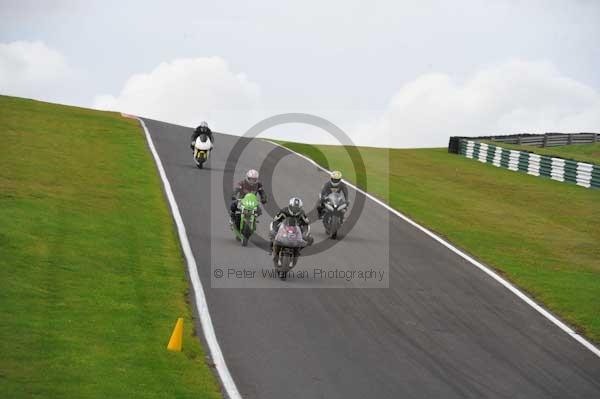 Motorcycle action photographs;cadwell;cadwell park photographs;event digital images;eventdigitalimages;motor racing louth lincolnshire;no limits trackday;peter wileman photography;trackday;trackday digital images;trackday photos