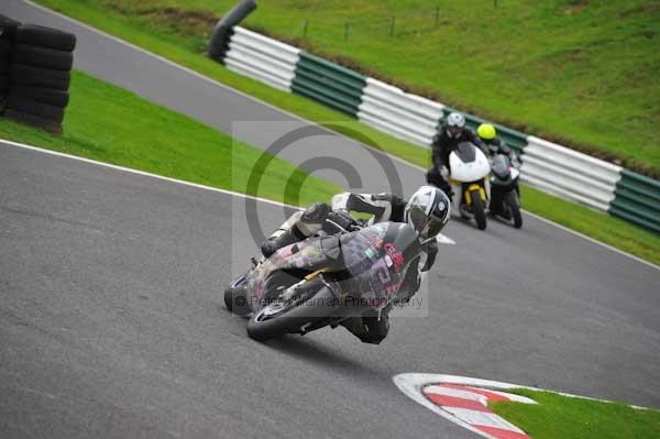 Motorcycle action photographs;cadwell;cadwell park photographs;event digital images;eventdigitalimages;motor racing louth lincolnshire;no limits trackday;peter wileman photography;trackday;trackday digital images;trackday photos