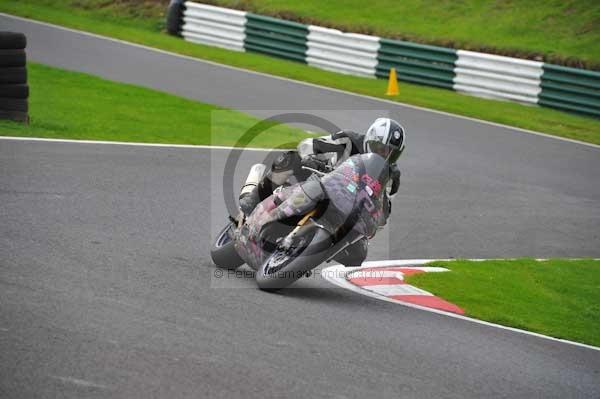 Motorcycle action photographs;cadwell;cadwell park photographs;event digital images;eventdigitalimages;motor racing louth lincolnshire;no limits trackday;peter wileman photography;trackday;trackday digital images;trackday photos