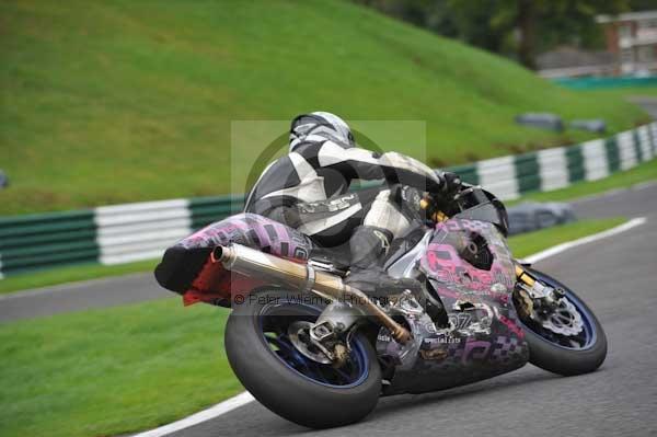 Motorcycle action photographs;cadwell;cadwell park photographs;event digital images;eventdigitalimages;motor racing louth lincolnshire;no limits trackday;peter wileman photography;trackday;trackday digital images;trackday photos