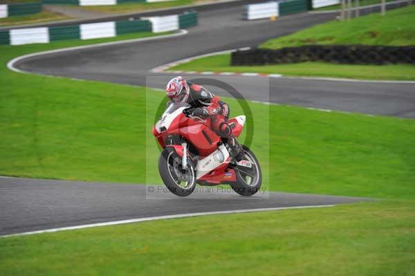 Motorcycle action photographs;cadwell;cadwell park photographs;event digital images;eventdigitalimages;motor racing louth lincolnshire;no limits trackday;peter wileman photography;trackday;trackday digital images;trackday photos