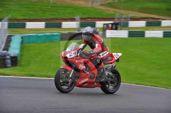 Motorcycle action photographs;cadwell;cadwell park photographs;event digital images;eventdigitalimages;motor racing louth lincolnshire;no limits trackday;peter wileman photography;trackday;trackday digital images;trackday photos