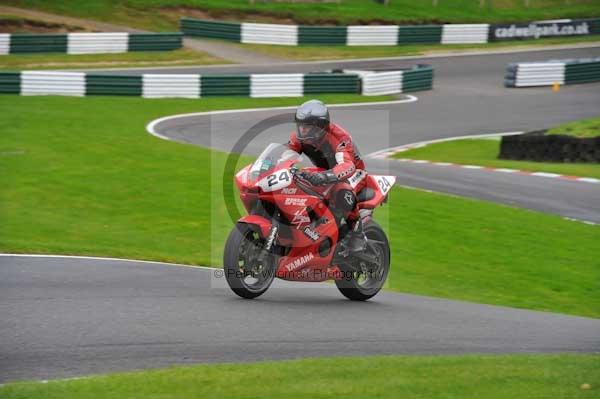 Motorcycle action photographs;cadwell;cadwell park photographs;event digital images;eventdigitalimages;motor racing louth lincolnshire;no limits trackday;peter wileman photography;trackday;trackday digital images;trackday photos