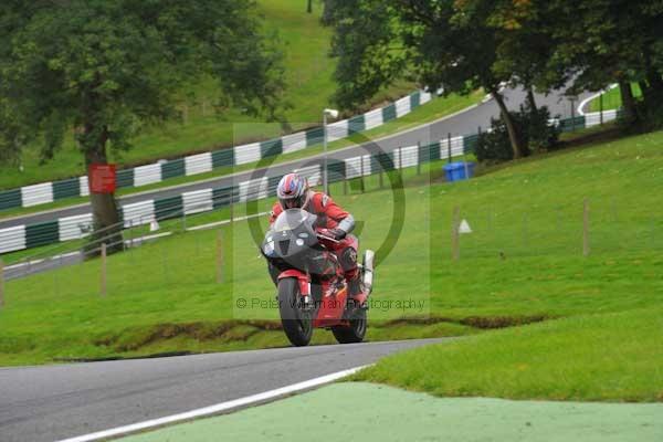 Motorcycle action photographs;cadwell;cadwell park photographs;event digital images;eventdigitalimages;motor racing louth lincolnshire;no limits trackday;peter wileman photography;trackday;trackday digital images;trackday photos