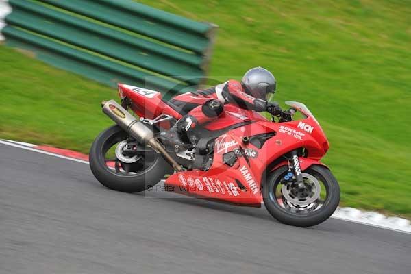 Motorcycle action photographs;cadwell;cadwell park photographs;event digital images;eventdigitalimages;motor racing louth lincolnshire;no limits trackday;peter wileman photography;trackday;trackday digital images;trackday photos