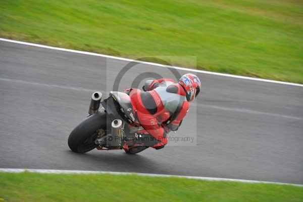 Motorcycle action photographs;cadwell;cadwell park photographs;event digital images;eventdigitalimages;motor racing louth lincolnshire;no limits trackday;peter wileman photography;trackday;trackday digital images;trackday photos